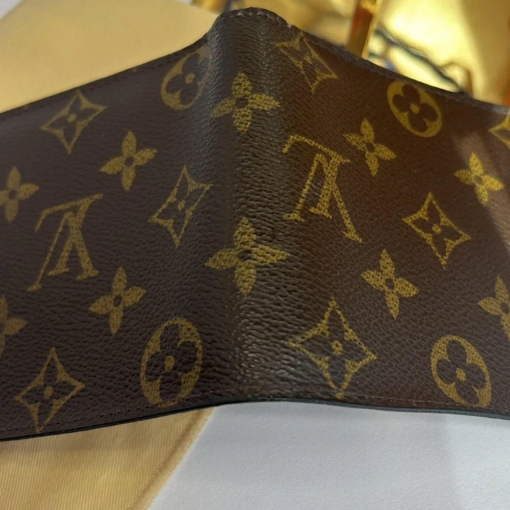 Louis Vuitton LOUIS VUITTON Monogram - Picture 5 of 16
